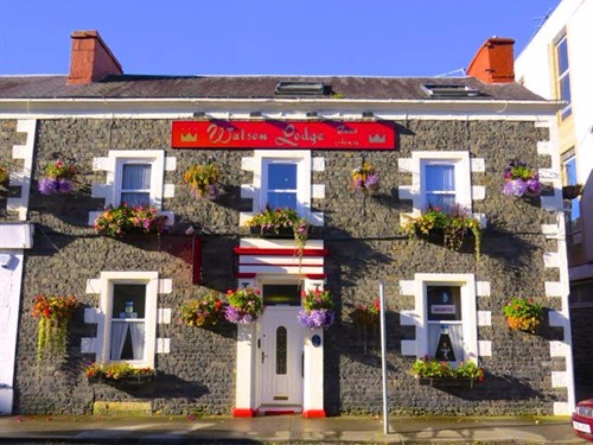 Watson Lodge Guest House Galashiels Extérieur photo